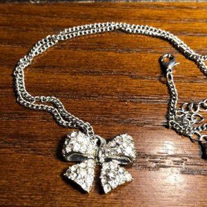 Rhinestone Bow Necklace